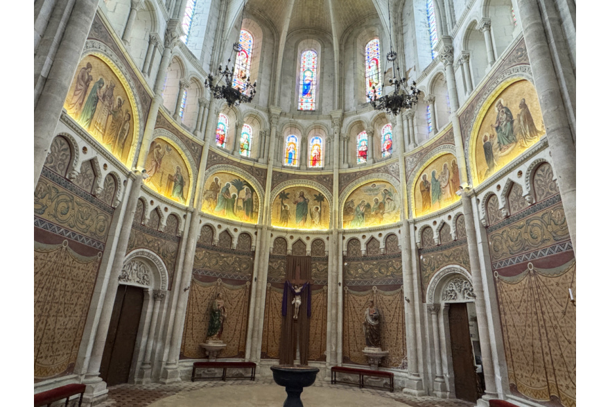 Le chœur de l'église Saint-Gervais et Saint-Protais