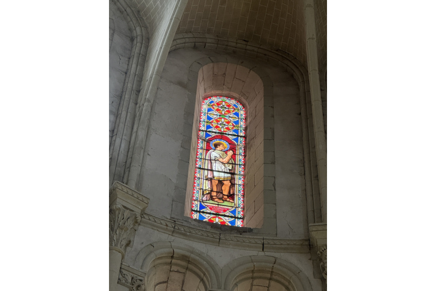 Vitrail représentant Saint-Protais