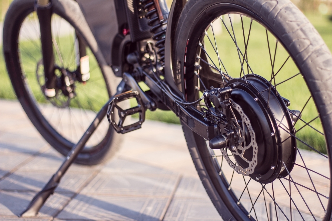 V&eacute;lo &eacute;lectrique &copy; Freepik