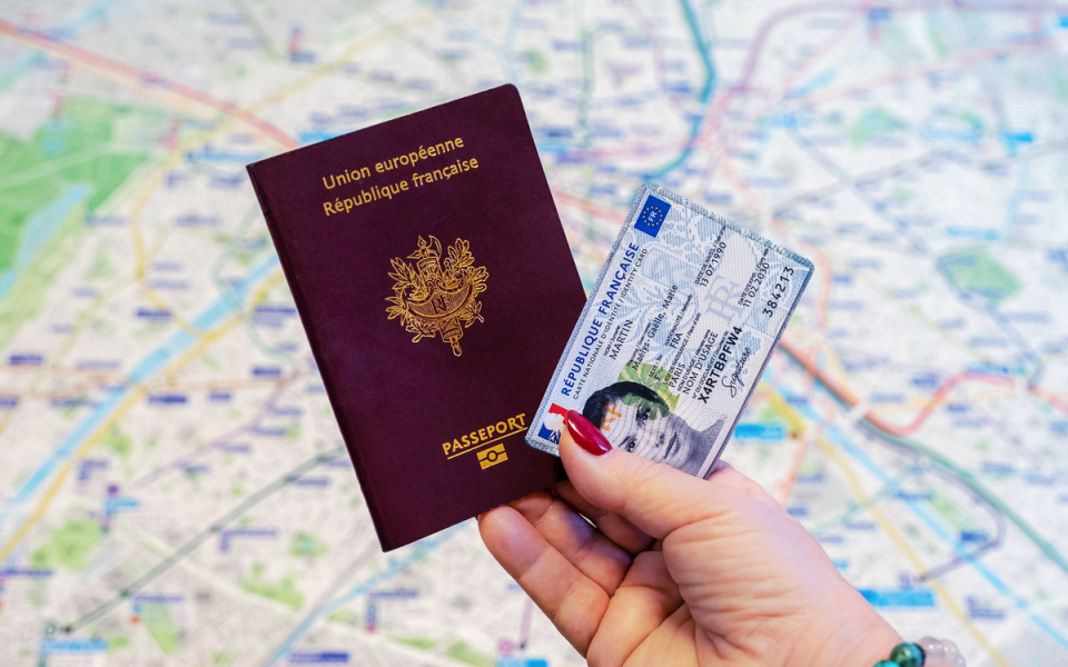 Carte d’identité et passeport 